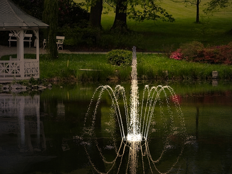 Плавающий фонтан 