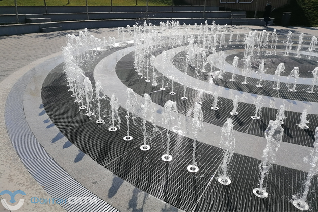 Особенности пешеходных фонтанов: что стоит знать при приобретении