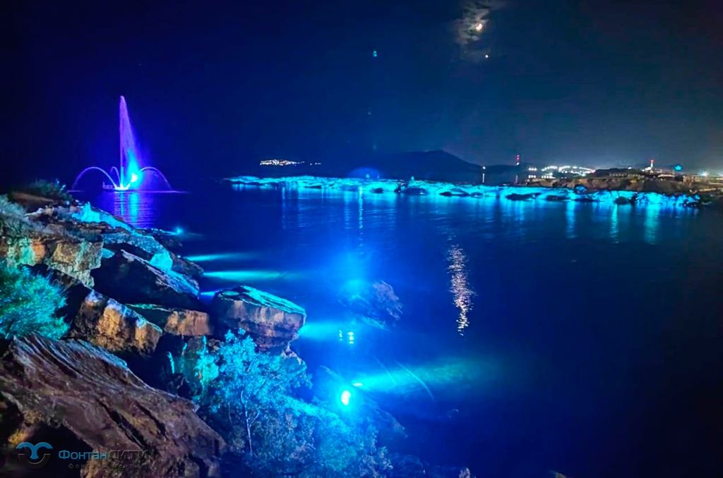 Плавающий фонтанный комплекс "Таврида Арт", изображение