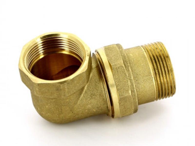 Муфта разъемная угловая FC (внутр./нар.)