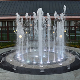 Пешеходные фонтаны