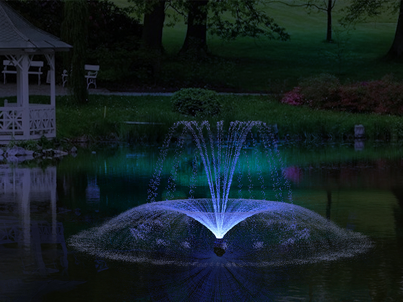 Плавающий фонтан 