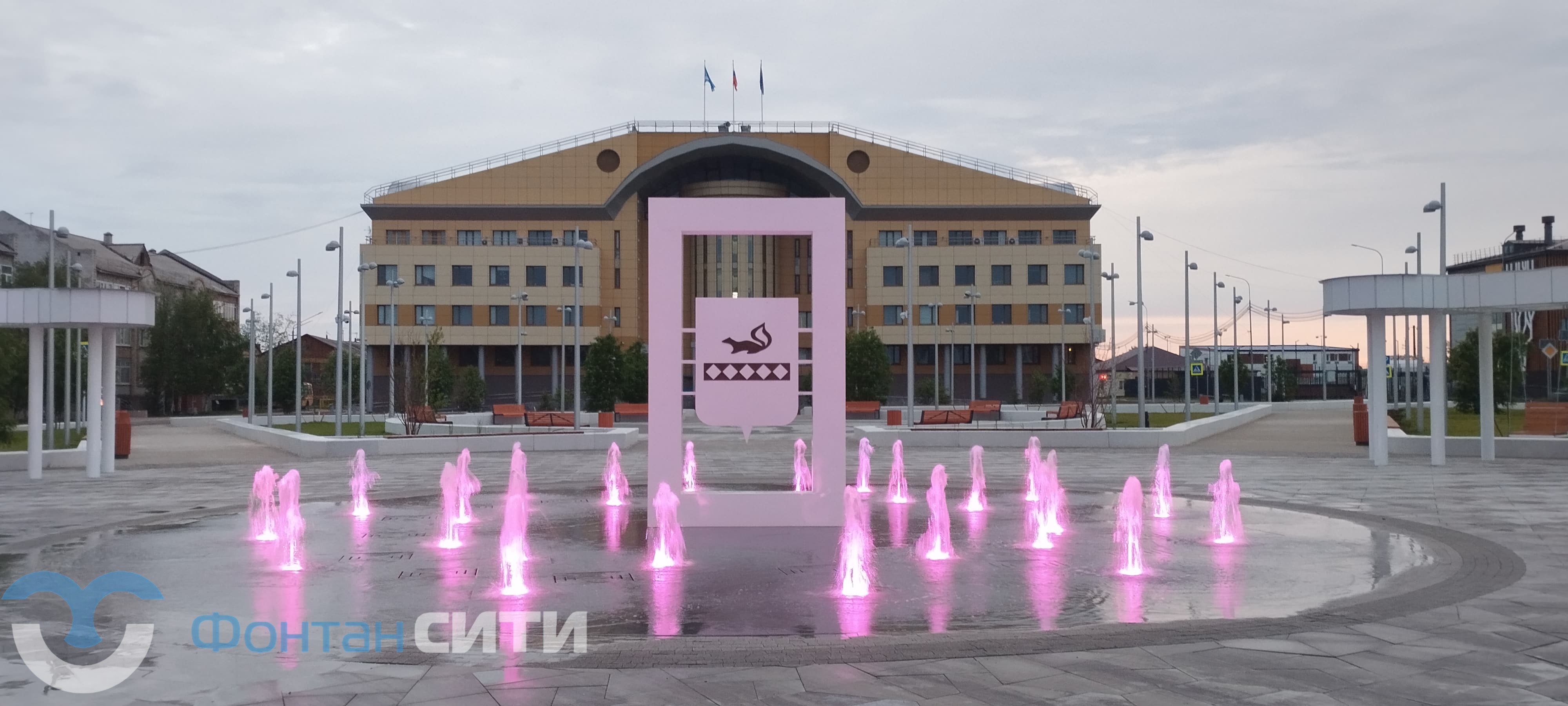 Фонтан в сквере «Юбилейный», г. Тарко-Сале, ЯНАО, изображение