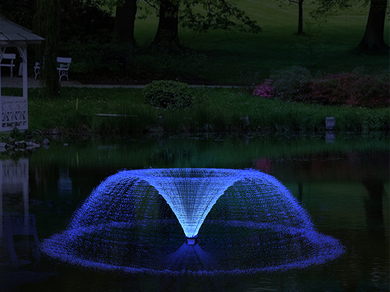 Плавающий фонтан 