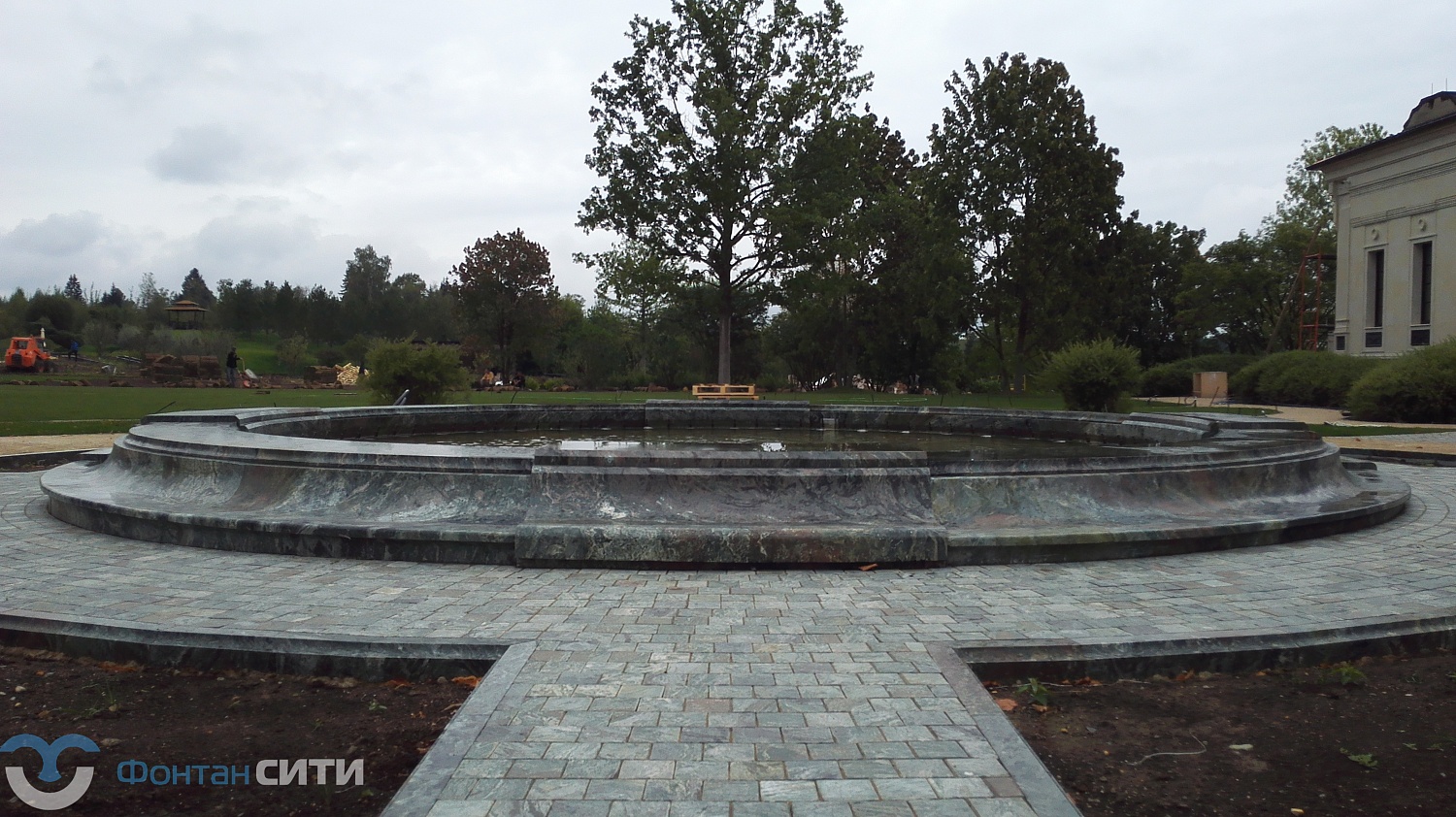 Фонтан в усадьбе "Лукоморье"