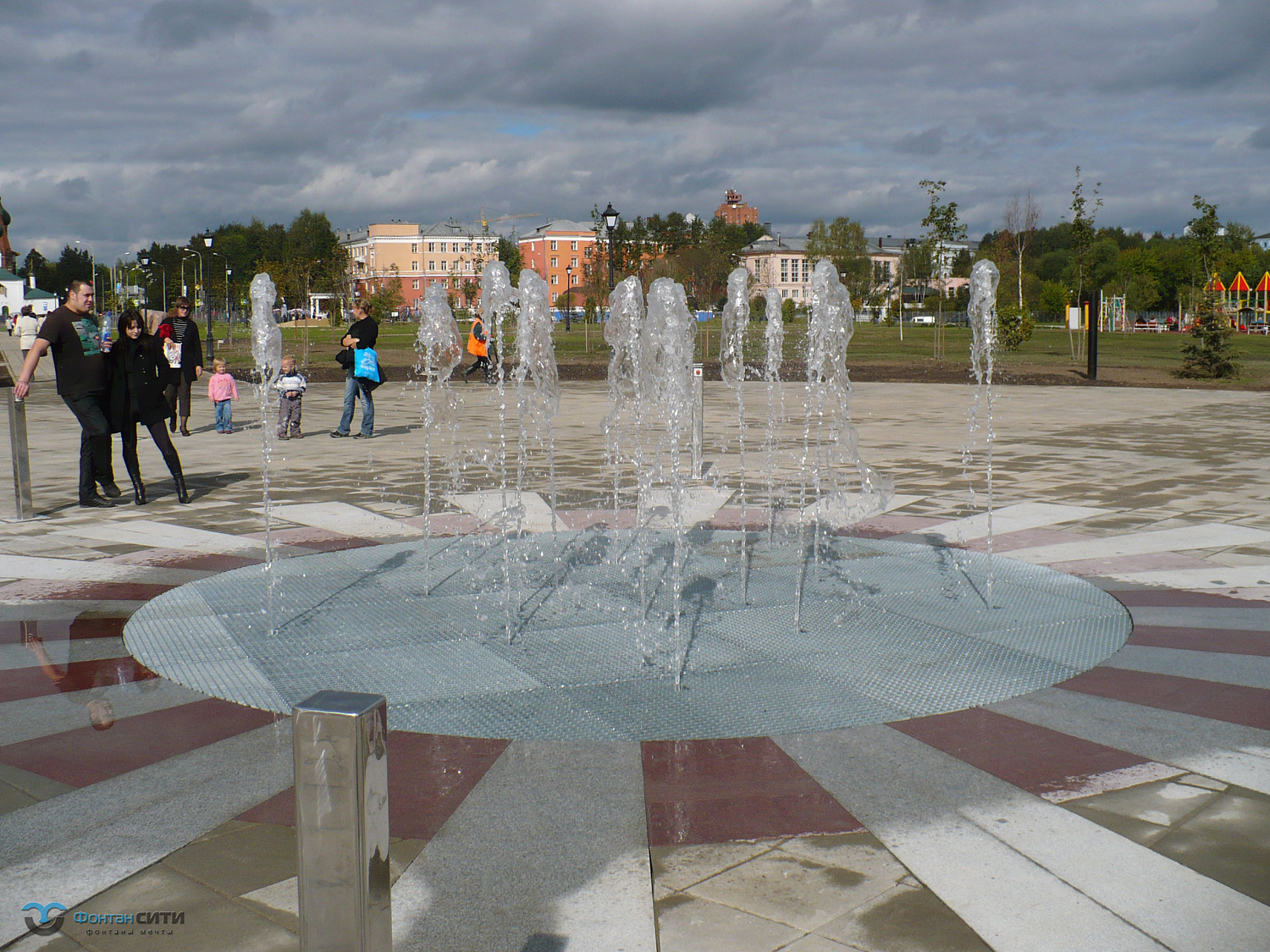г. Ярославль, пешеходный фонтан Солнышко