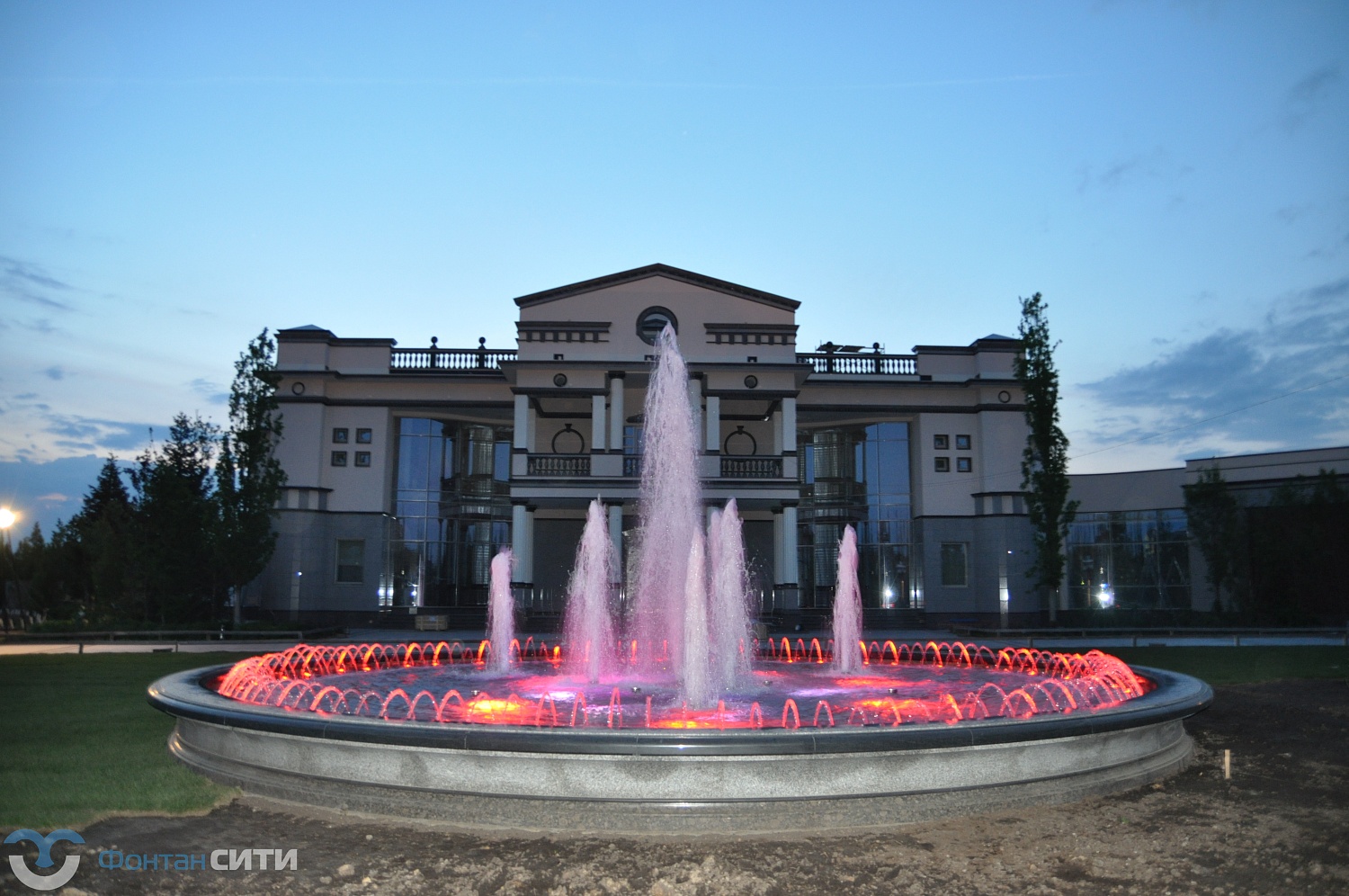 Фонтан в частной усадьбе пос. Барвиха